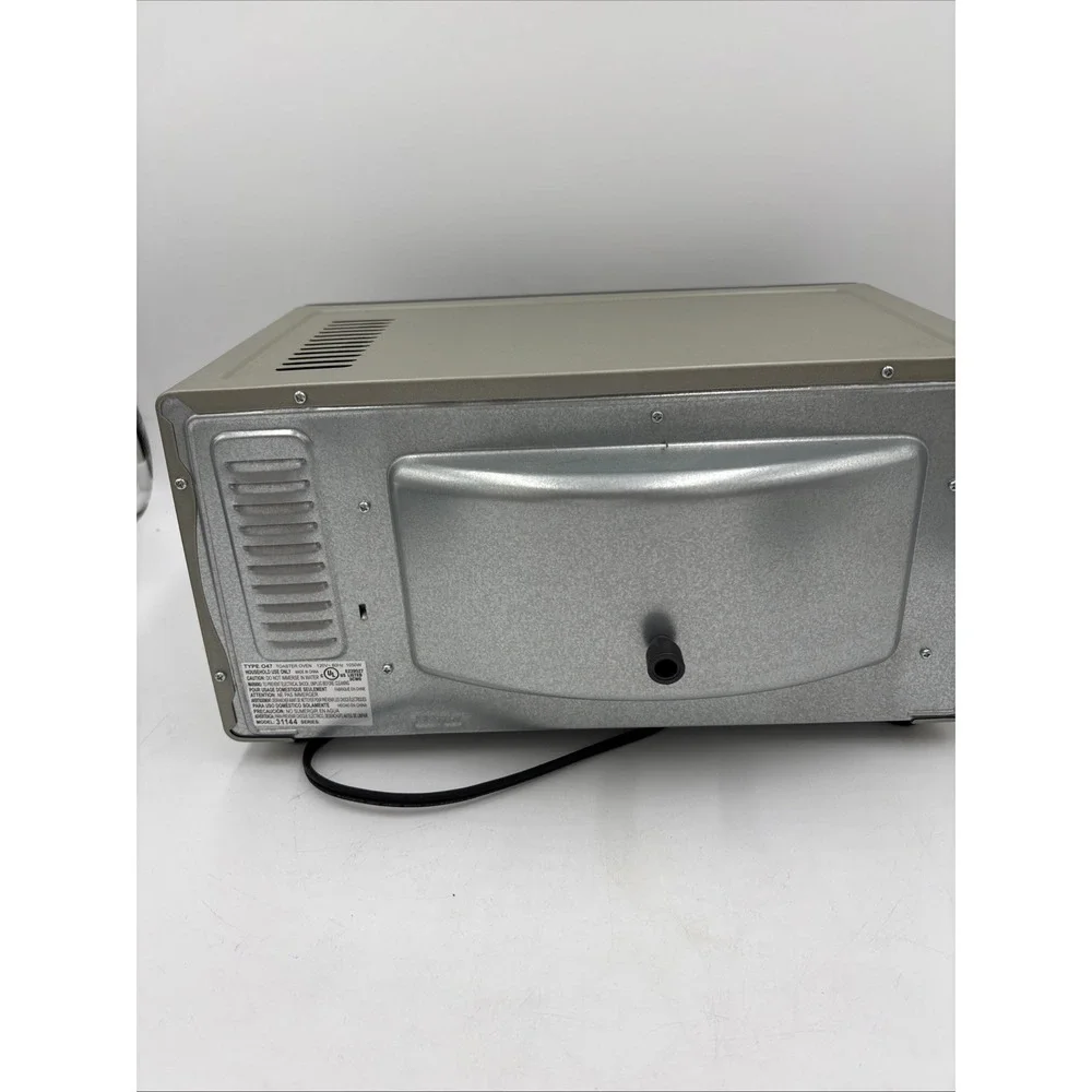 Hamilton Beach #31144 Four-Slice Toaster Oven Stainless Steel